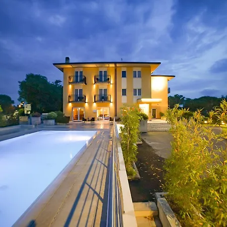 Nuova Barcaccia 3* Peschiera del Garda