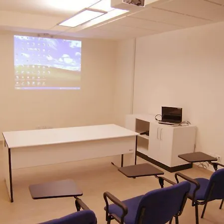 Hotel Nuova Barcaccia 3*