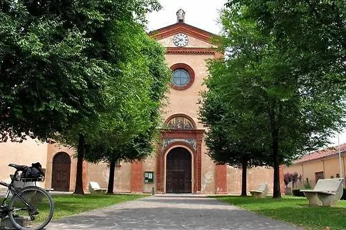 Nuova Barcaccia 3*