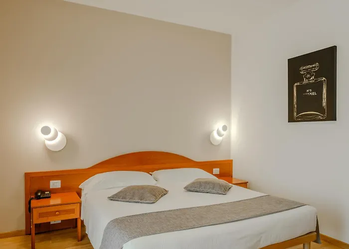 Nuova Barcaccia Hotel Peschiera del Garda