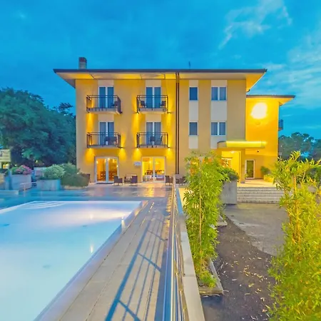 Nuova Barcaccia 3* Peschiera del Garda