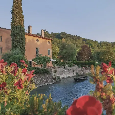 Hotel Nuova Barcaccia 3*