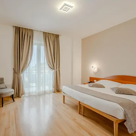 Nuova Barcaccia Peschiera del Garda