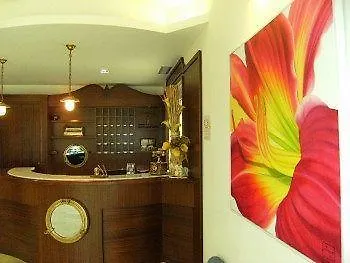 Otel Nuova Barcaccia