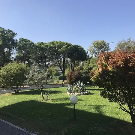 Nuova Barcaccia Otel