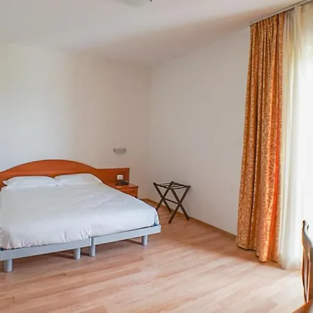 Nuova Barcaccia 3* Peschiera del Garda