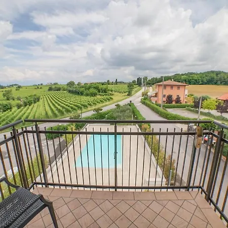 Nuova Barcaccia Otel