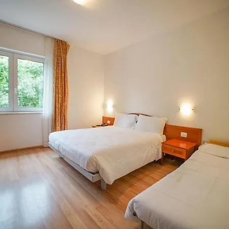 Otel Nuova Barcaccia