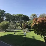 Nuova Barcaccia Hotel