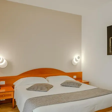 Nuova Barcaccia Hotel Peschiera del Garda