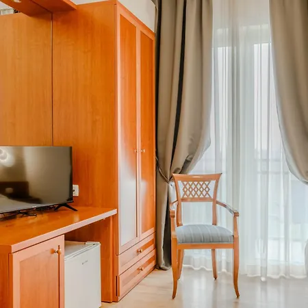 Nuova Barcaccia Hotel