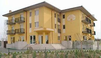 Nuova Barcaccia بسكييرا ديل غاردا