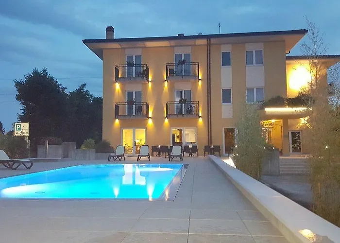 Nuova Barcaccia 3* Peschiera del Garda